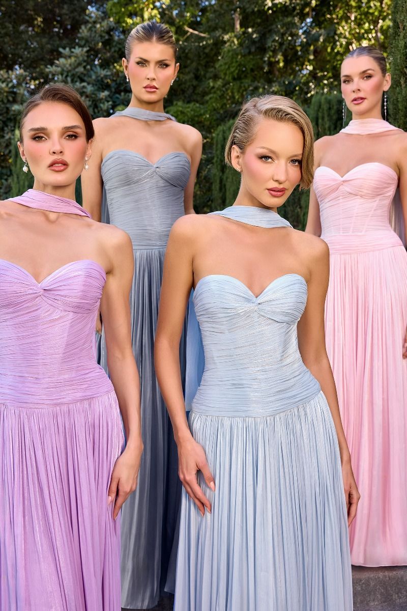 Chiffon Sweetheart Neckline Gown By Ladivine CD414 - Women Evening Formal Gown - Special Occasion/Curves
