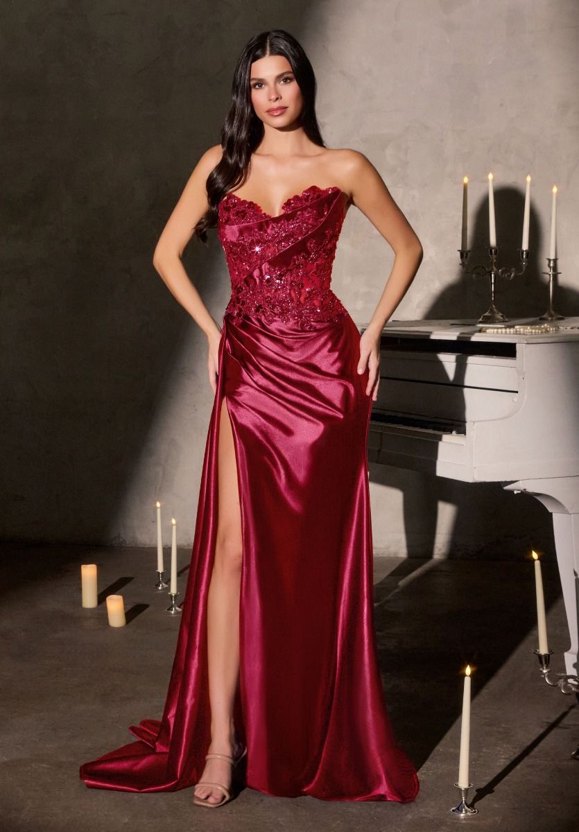 3D Floral Sweetheart Neckline Gown By Ladivine CDS567 - Women Evening Formal Gown - Special Occasion